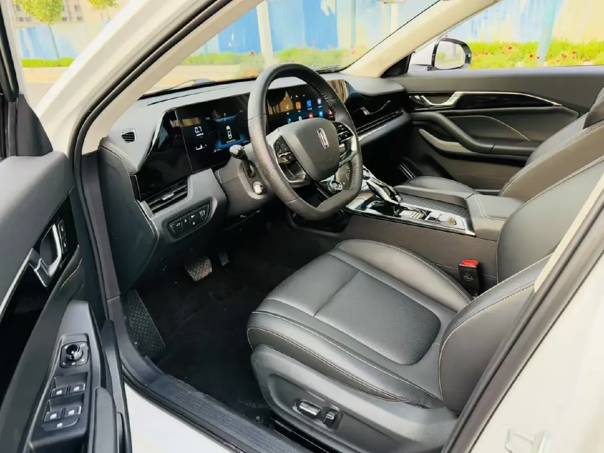 2021 Bestune B70 1.5T 169HP L4 7DCT,autocango,china used car exporter,china ev exporter,chinese used car exporter,chinese used ev exporter