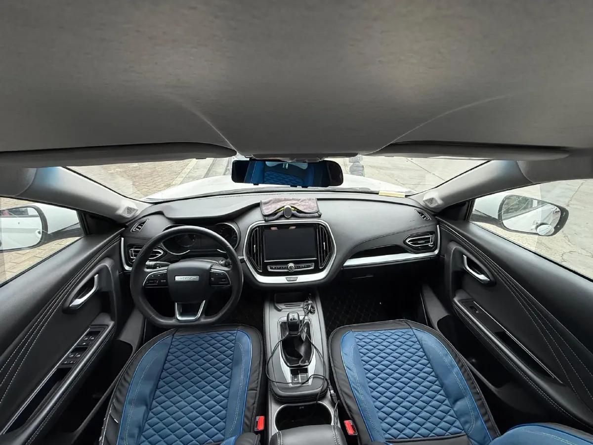 2021 Jetour X70M 1.5T 156HP L4 6MT,autocango,china used car exporter,china ev exporter,chinese used car exporter,chinese used ev exporter