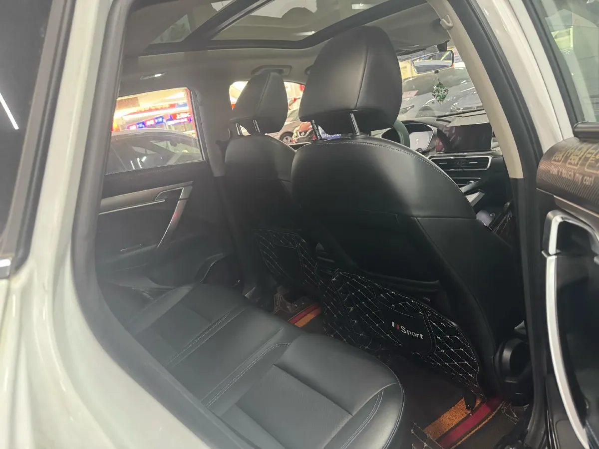 2020 Geely Emgrand GT 1.5T 180HP L3 7DCT,autocango,china used car exporter,china ev exporter,chinese used car exporter,chinese used ev exporter
