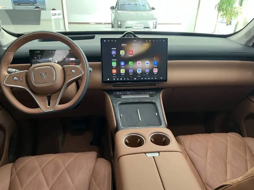 2026 Voyah TaiShan 1.5T 150HP L4 PHEV,autocango,china used car exporter,china ev exporter,chinese used car exporter,chinese used ev exporter