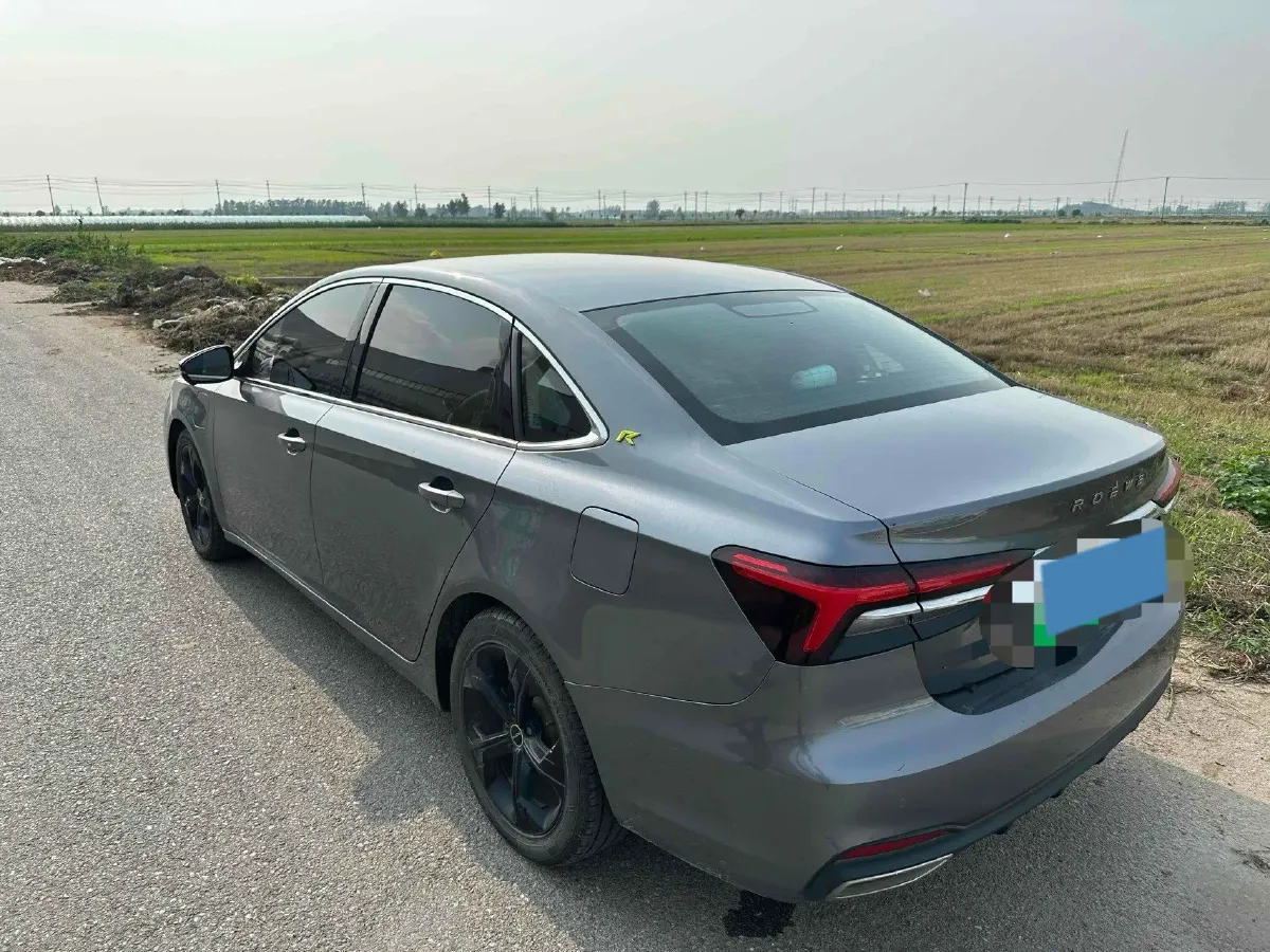 2019 Roewe i6 1.5T 169HP L4 AMT PHEV 9.1KWH,autocango,china used car exporter,china ev exporter,chinese used car exporter,chinese used ev exporter