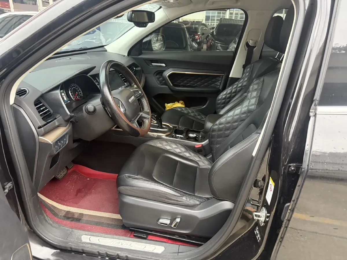 2021 Haval H6 1.5T 169HP L4 7DCT,autocango,china used car exporter,china ev exporter,chinese used car exporter,chinese used ev exporter