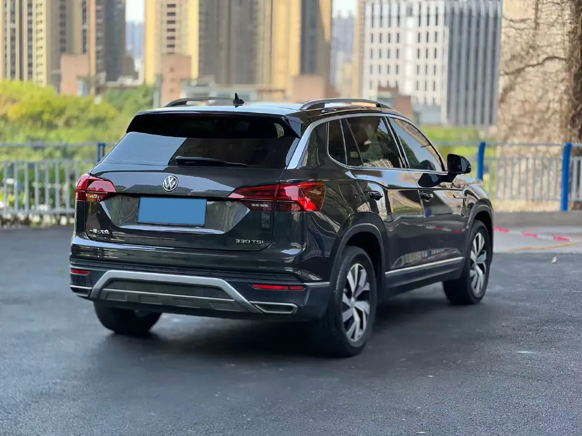 2020 Volkswagen Tayron 2.0T 186HP L4 7DCT,autocango,china used car exporter,china ev exporter,chinese used car exporter,chinese used ev exporter