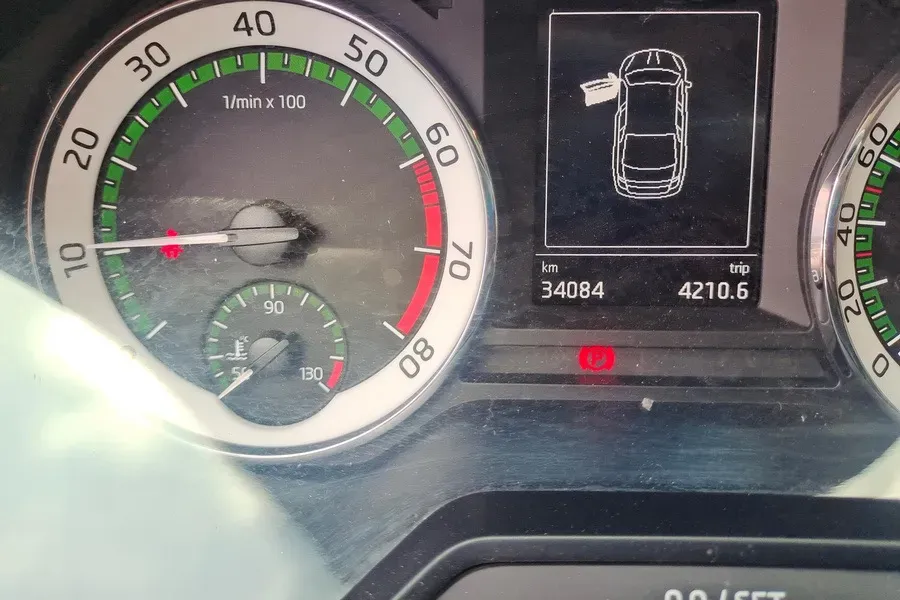2022 Skoda Octavia 1.5L 113HP L4 6AT,autocango,china used car exporter,china ev exporter,chinese used car exporter,chinese used ev exporter