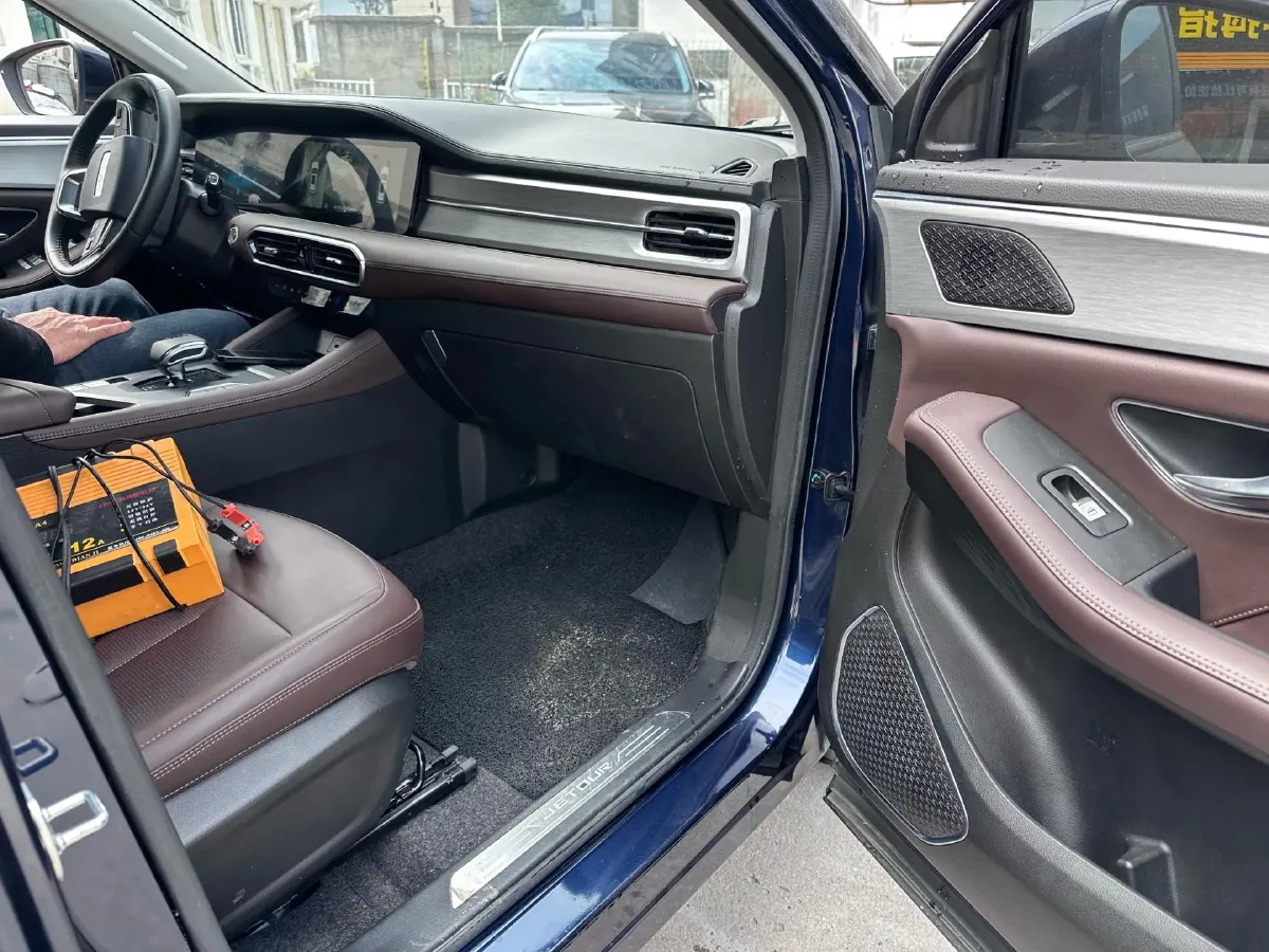 2021 Jetour X90 Plus 1.6T 197HP L4 7DCT,autocango,china used car exporter,china ev exporter,chinese used car exporter,chinese used ev exporter