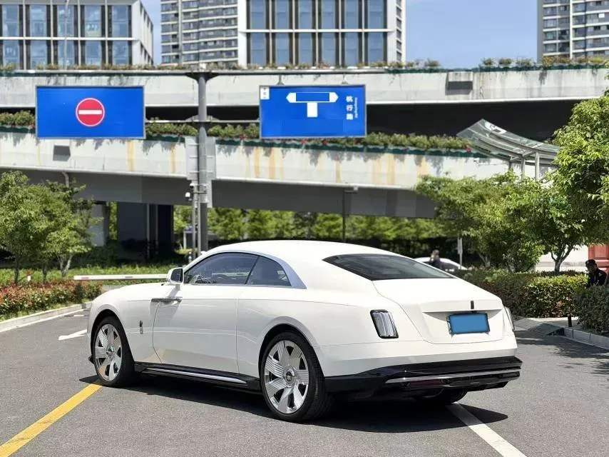 2024 Rolls-Royce Ghost 6.7T 571HP V12 8AT,autocango,china used car exporter,china ev exporter,chinese used car exporter,chinese used ev exporter