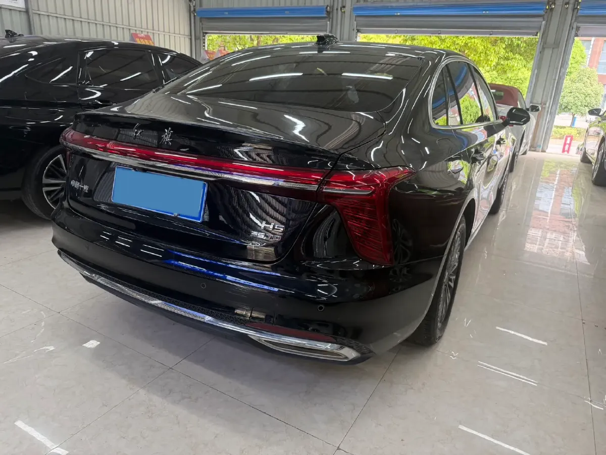 2025 HongQi H5 1.5T 169HP L4 7DCT,autocango,china used car exporter,china ev exporter,chinese used car exporter,chinese used ev exporter