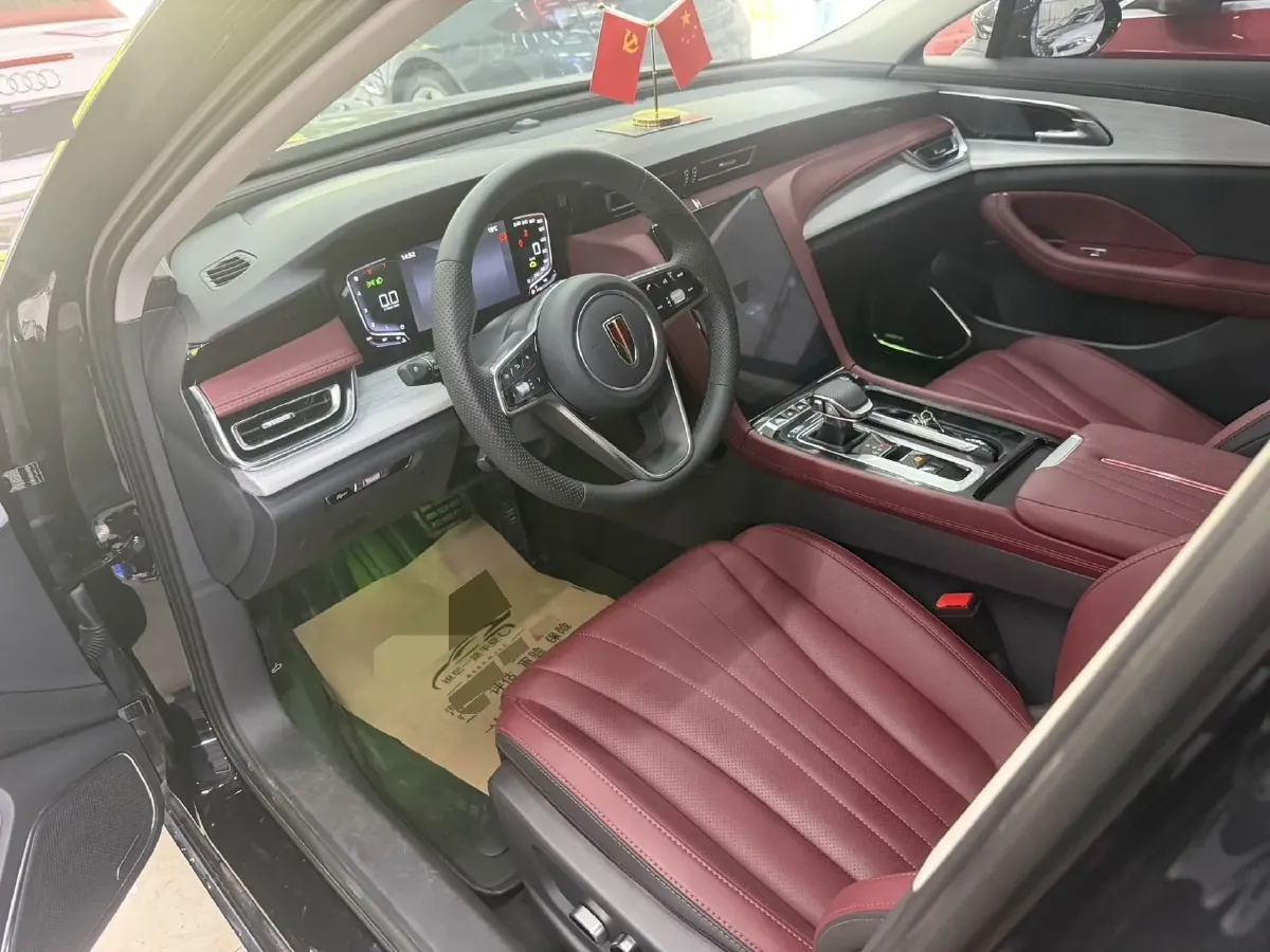 2025 HongQi H5 1.5T 169HP L4 7DCT,autocango,china used car exporter,china ev exporter,chinese used car exporter,chinese used ev exporter
