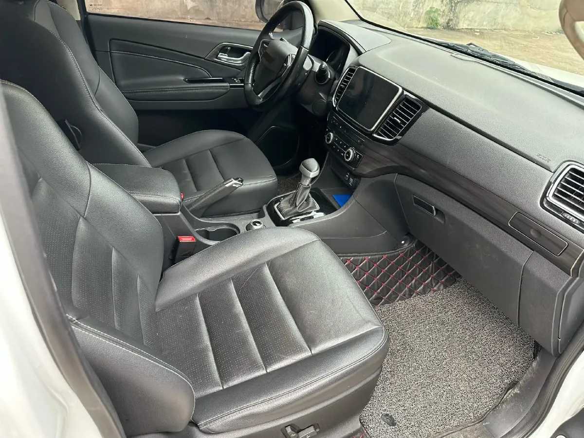 2018 Isuzu Mu-X 1.9T 163HP L4 6AT,autocango,china used car exporter,china ev exporter,chinese used car exporter,chinese used ev exporter