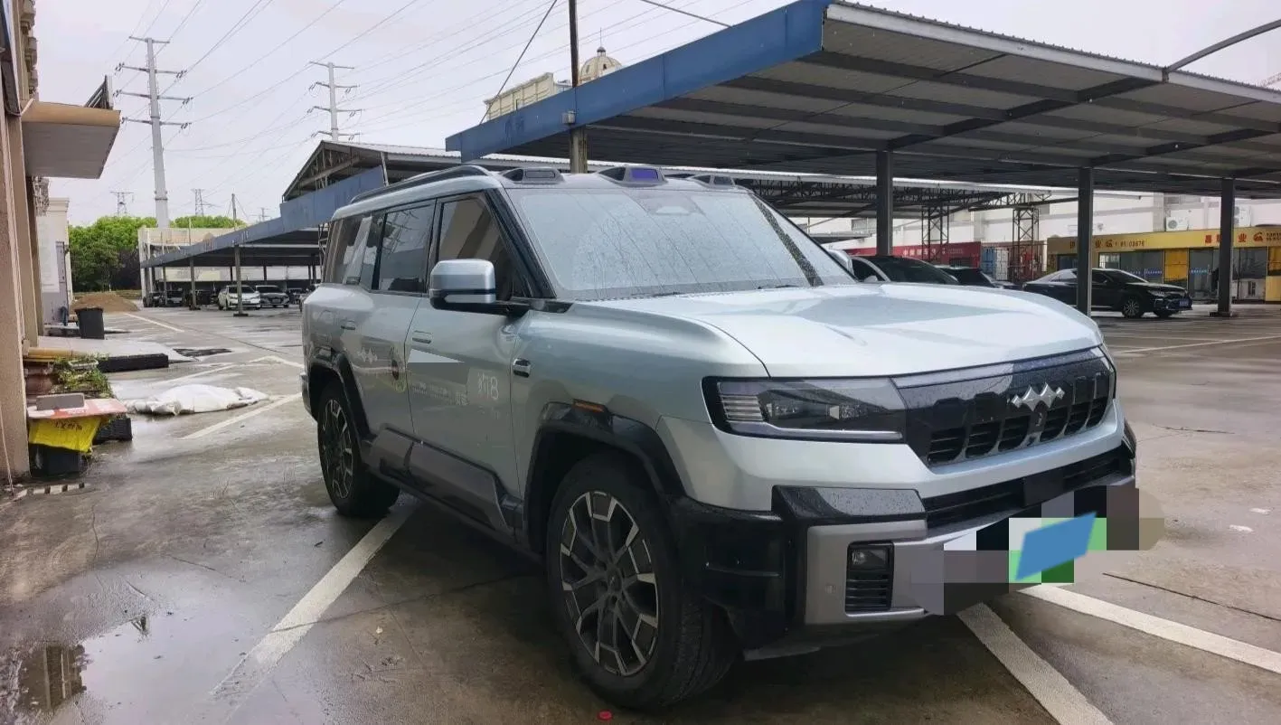 2025 FangChengBao Bao 8 2.0T 245HP L4 E-CVT PHEV 36.8KWH,autocango,china used car exporter,china ev exporter,chinese used car exporter,chinese used ev exporter