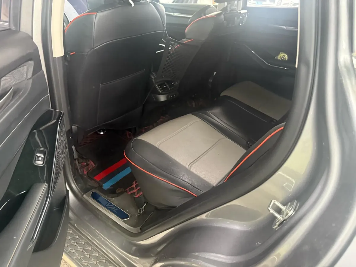 2021 Haval H6 2.0T 211HP L4 7DCT,autocango,china used car exporter,china ev exporter,chinese used car exporter,chinese used ev exporter
