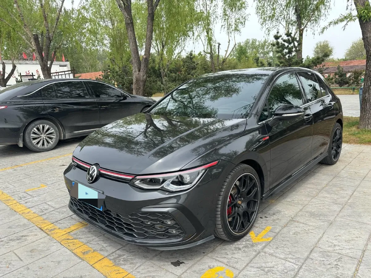2023 Volkswagen GolfGTI 2.0T 220HP L4 7DCT,autocango,china used car exporter,china ev exporter,chinese used car exporter,chinese used ev exporter