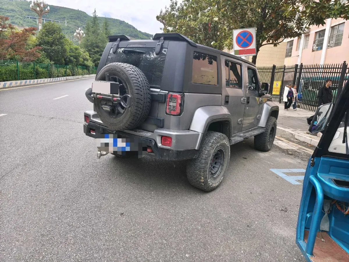 2021 Beijing BJ40 2.0T 224HP L4 8AT,autocango,china used car exporter,china ev exporter,chinese used car exporter,chinese used ev exporter