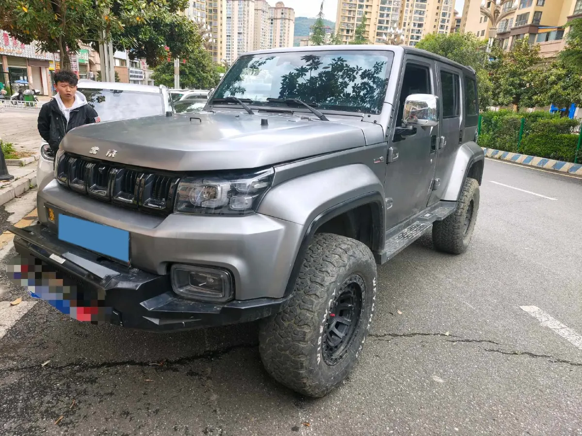 2021 Beijing BJ40 2.0T 224HP L4 8AT,autocango,china used car exporter,china ev exporter,chinese used car exporter,chinese used ev exporter