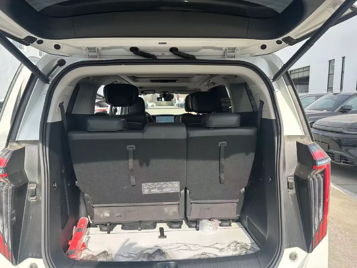 2024 GAC Trumpchi M8 2.0T 190HP L4 2DHT Hybrid,autocango,china used car exporter,china ev exporter,chinese used car exporter,chinese used ev exporter