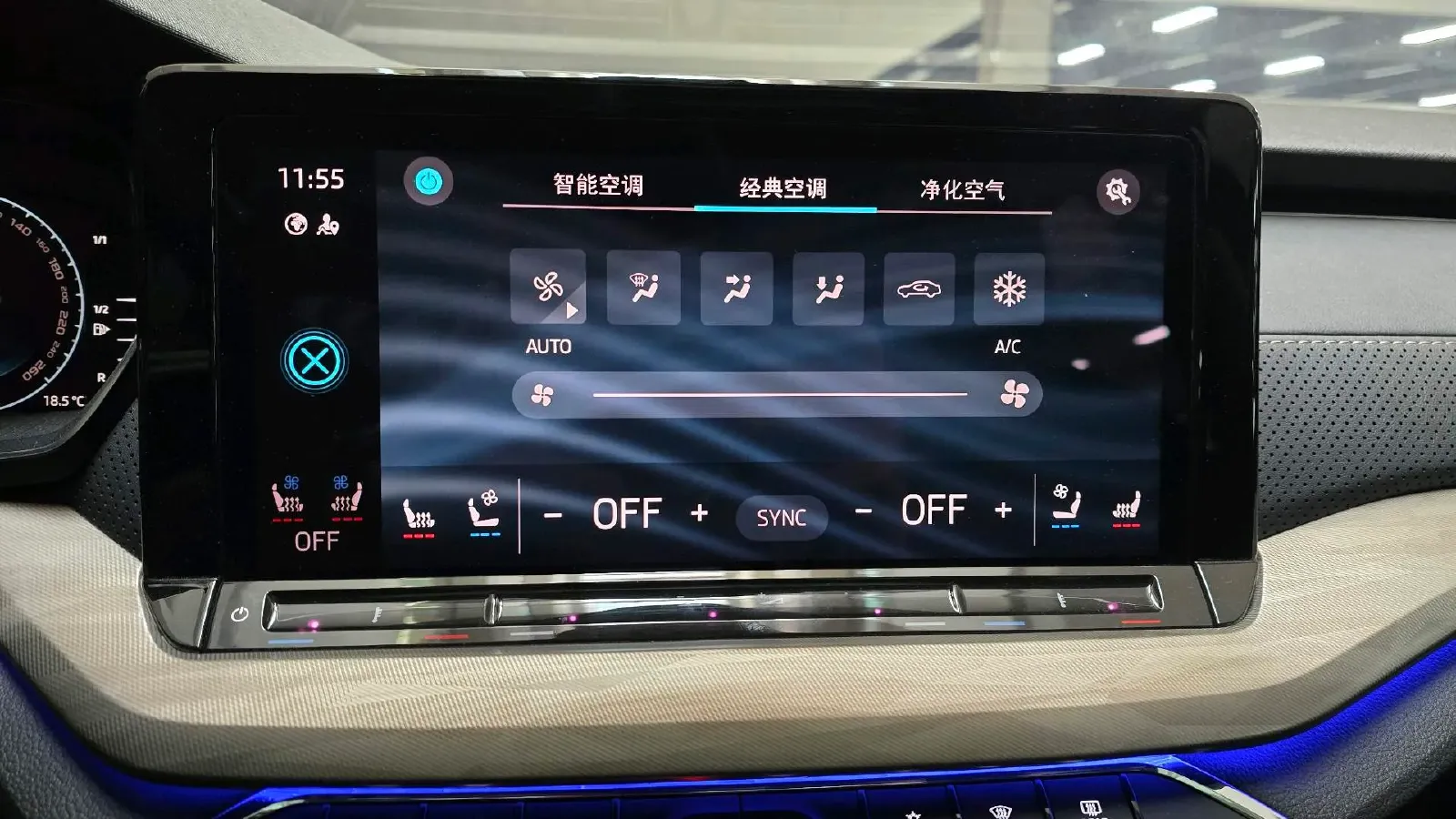 2022 Skoda Octavia 1.4T 150HP L4 7DCT,autocango,china used car exporter,china ev exporter,chinese used car exporter,chinese used ev exporter