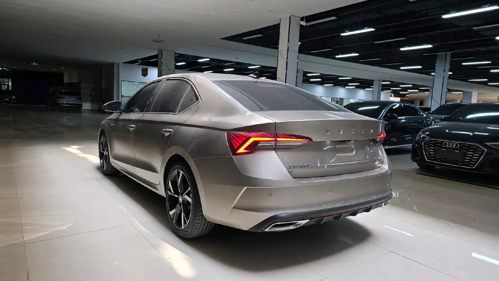 2022 Skoda Octavia 1.4T 150HP L4 7DCT,autocango,china used car exporter,china ev exporter,chinese used car exporter,chinese used ev exporter