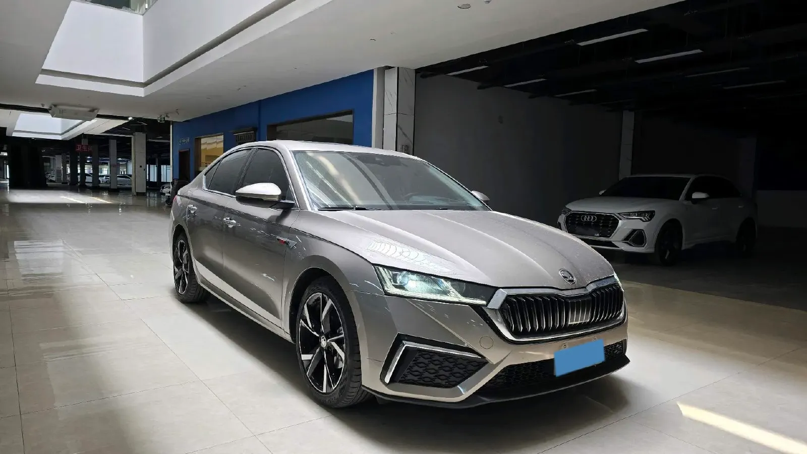 2022 Skoda Octavia 1.4T 150HP L4 7DCT,autocango,china used car exporter,china ev exporter,chinese used car exporter,chinese used ev exporter