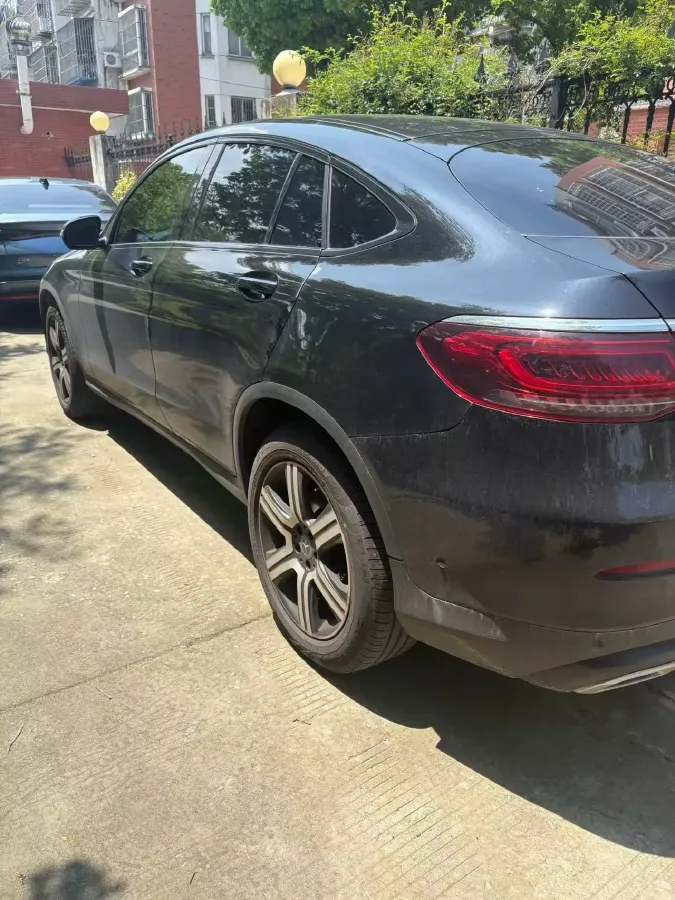 2022 Mercedes-Benz GLC Coupe 2.0T 197HP L4 9AT,autocango,china used car exporter,china ev exporter,chinese used car exporter,chinese used ev exporter