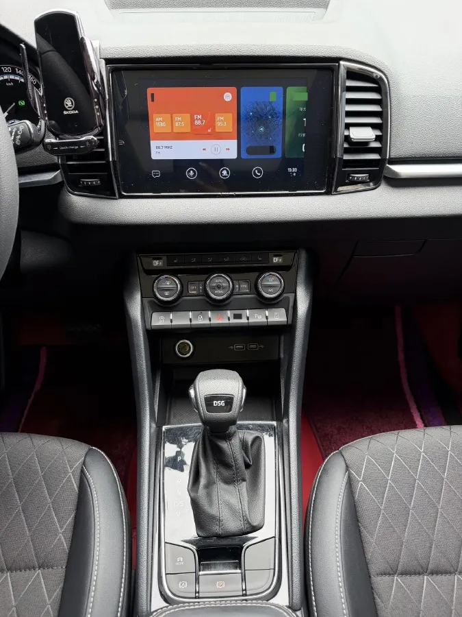 2022 Skoda Karoq 1.4T 150HP L4 7DCT,autocango,china used car exporter,china ev exporter,chinese used car exporter,chinese used ev exporter