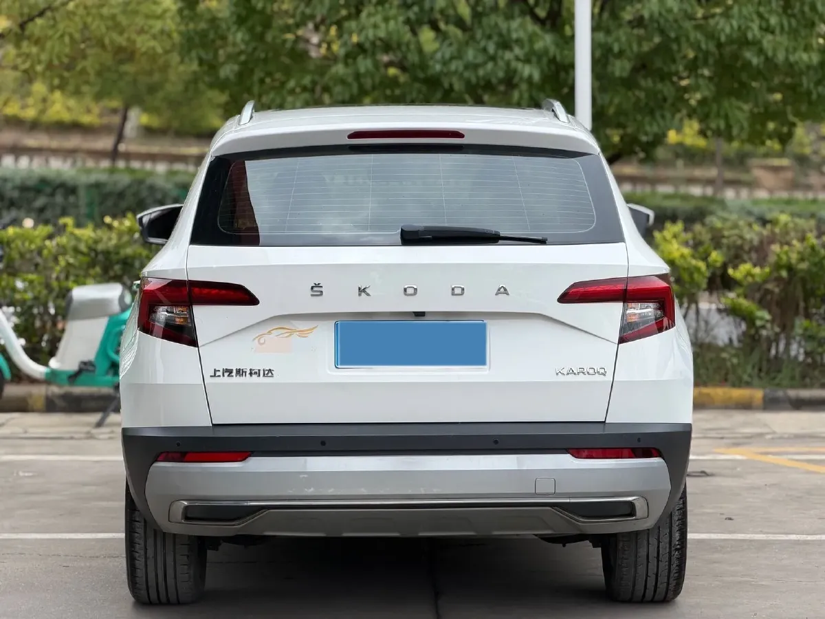 2022 Skoda Karoq 1.4T 150HP L4 7DCT,autocango,china used car exporter,china ev exporter,chinese used car exporter,chinese used ev exporter