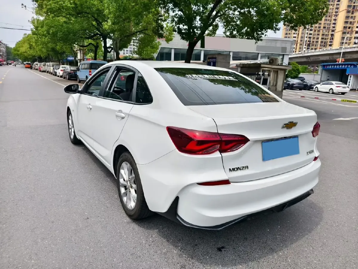 2023 Chevrolet Monza 1.5L 113HP L4 6DCT,autocango,china used car exporter,china ev exporter,chinese used car exporter,chinese used ev exporter