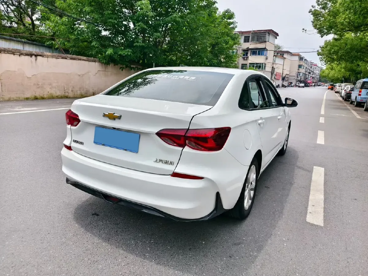 2023 Chevrolet Monza 1.5L 113HP L4 6DCT,autocango,china used car exporter,china ev exporter,chinese used car exporter,chinese used ev exporter