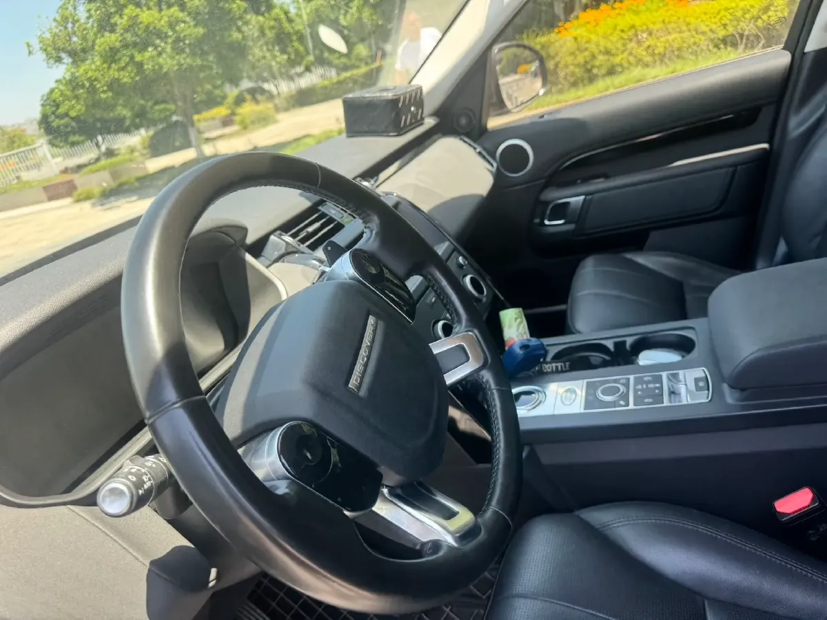 2020 Land Rover Discovery 3.0T 340HP V6 8AT,autocango,china used car exporter,china ev exporter,chinese used car exporter,chinese used ev exporter