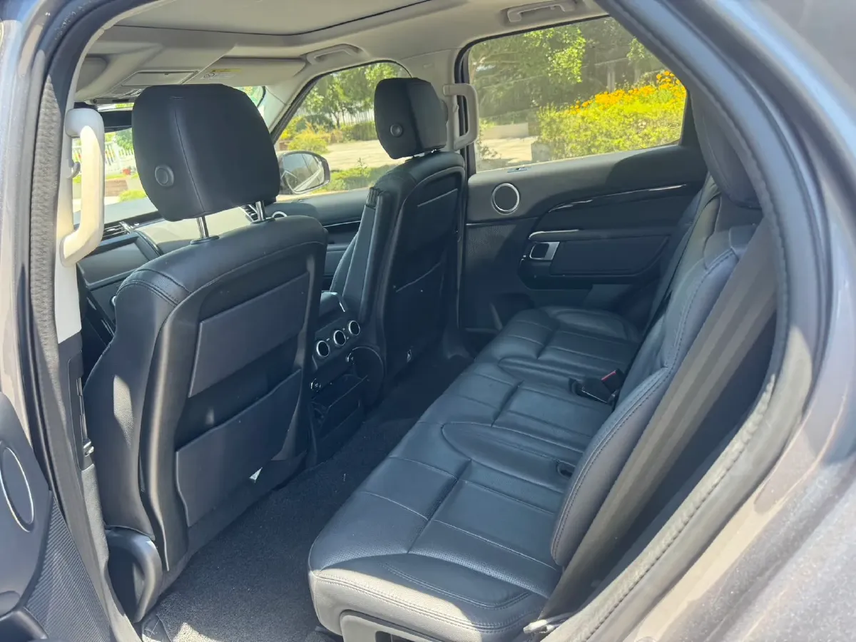 2020 Land Rover Discovery 3.0T 340HP V6 8AT,autocango,china used car exporter,china ev exporter,chinese used car exporter,chinese used ev exporter