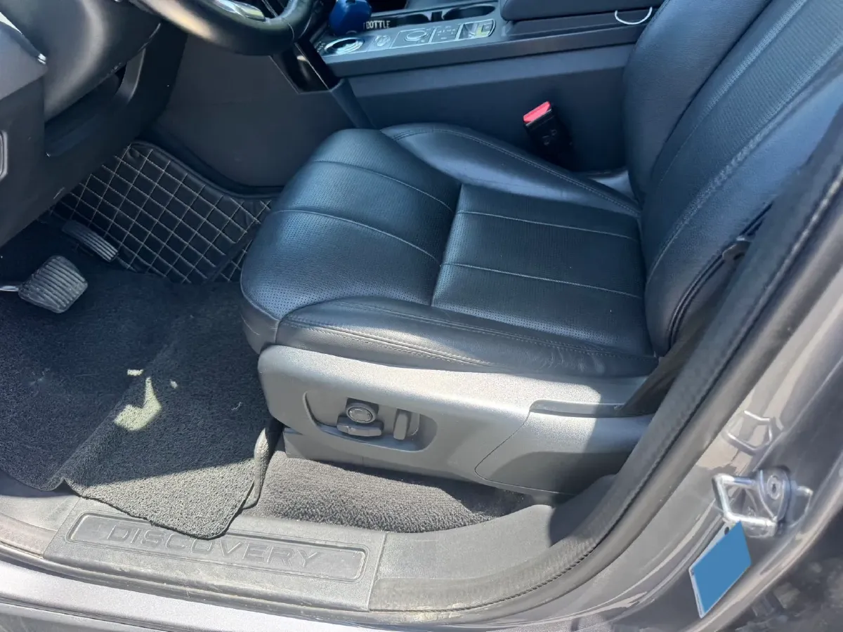 2020 Land Rover Discovery 3.0T 340HP V6 8AT,autocango,china used car exporter,china ev exporter,chinese used car exporter,chinese used ev exporter