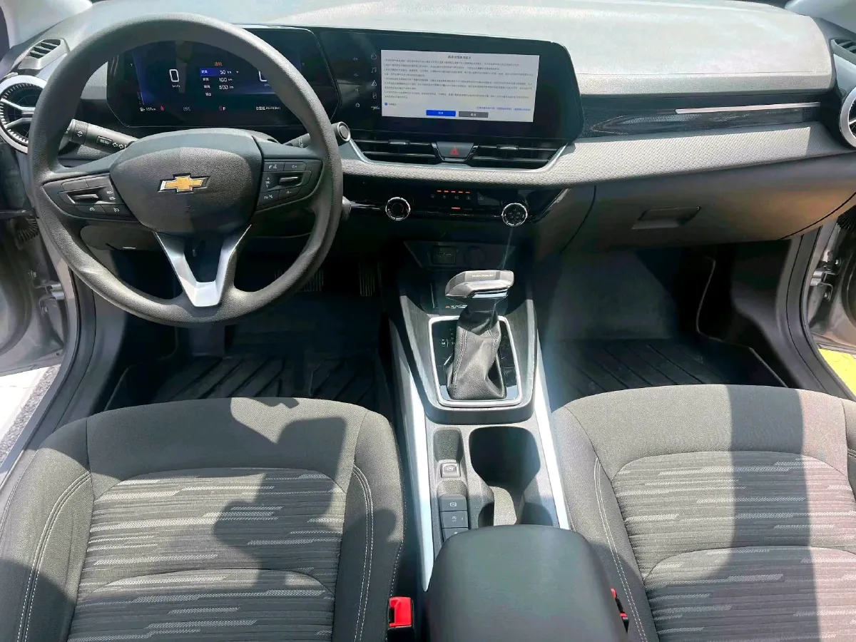 2023 Chevrolet Monza 1.5L 113HP L4 6DCT,autocango,china used car exporter,china ev exporter,chinese used car exporter,chinese used ev exporter