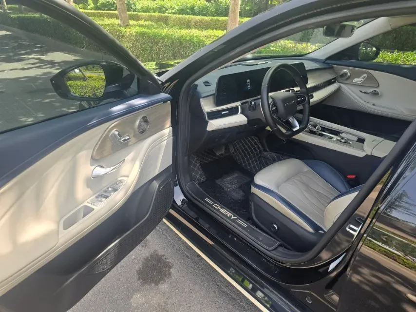 2022 Chery Arrizo 8 1.6T 197HP L4 7DCT,autocango,china used car exporter,china ev exporter,chinese used car exporter,chinese used ev exporter