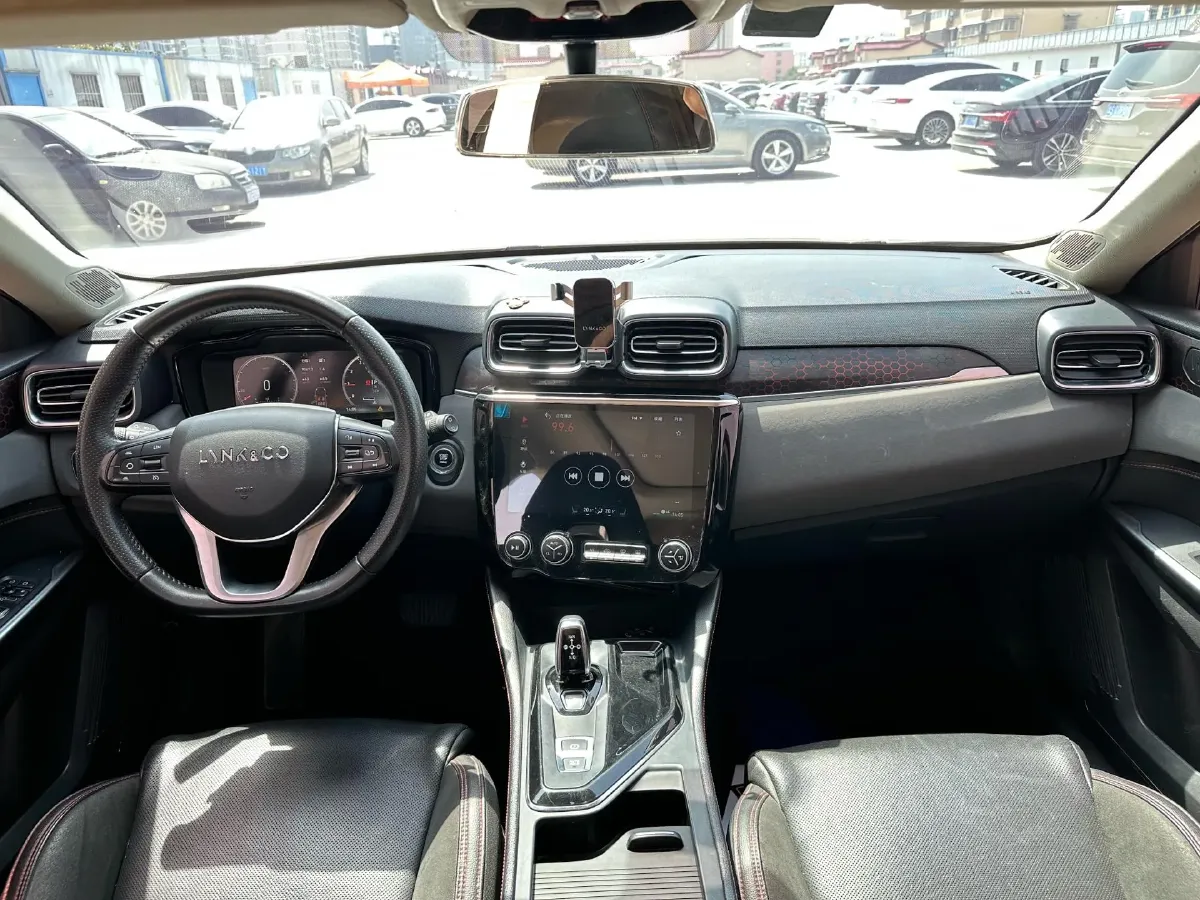 2020 LYNK&CO 02 1.5T 180HP L3 7DCT,autocango,china used car exporter,china ev exporter,chinese used car exporter,chinese used ev exporter
