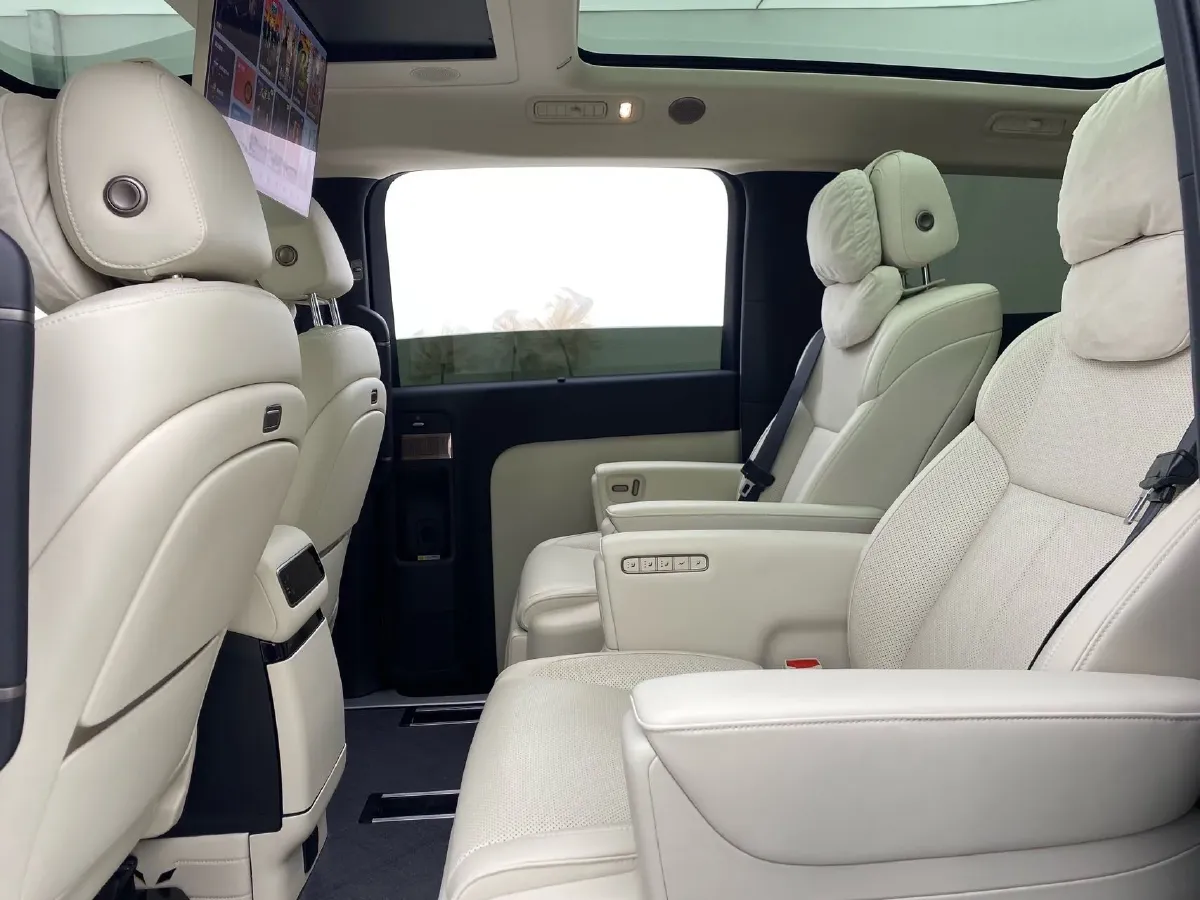 2025 Li MEGA BEV,autocango,china used car exporter,china ev exporter,chinese used car exporter,chinese used ev exporter