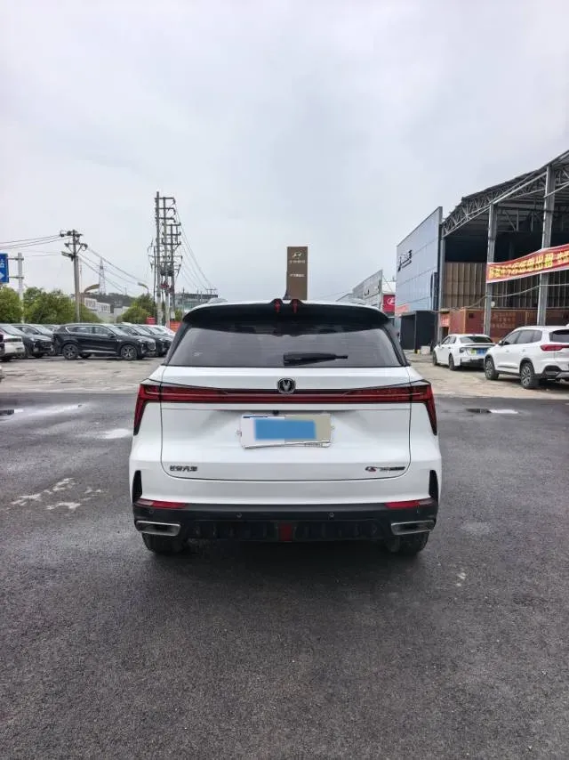2022 ChangAn CS75 Plus 1.5T 188HP L4 8AT,autocango,china used car exporter,china ev exporter,chinese used car exporter,chinese used ev exporter