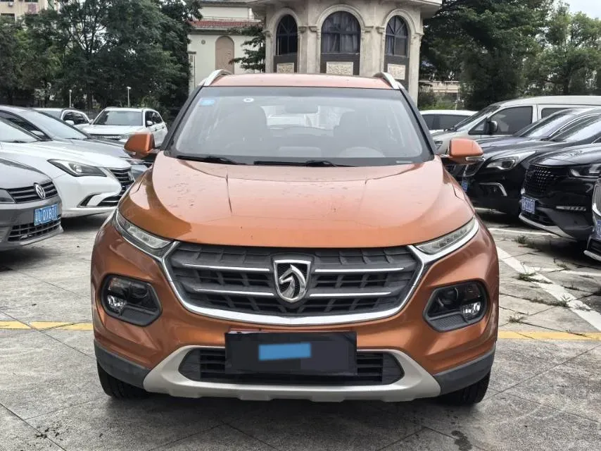 2017 BaoJun 310W 1.5L 105HP L4 6MT,autocango,china used car exporter,china ev exporter,chinese used car exporter,chinese used ev exporter