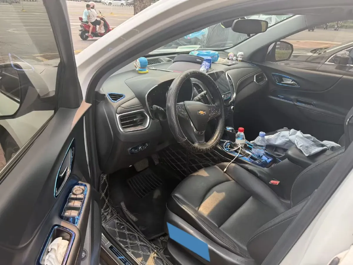 2019 Chevrolet Equinox 1.5T 180HP L4 6AT,autocango,china used car exporter,china ev exporter,chinese used car exporter,chinese used ev exporter