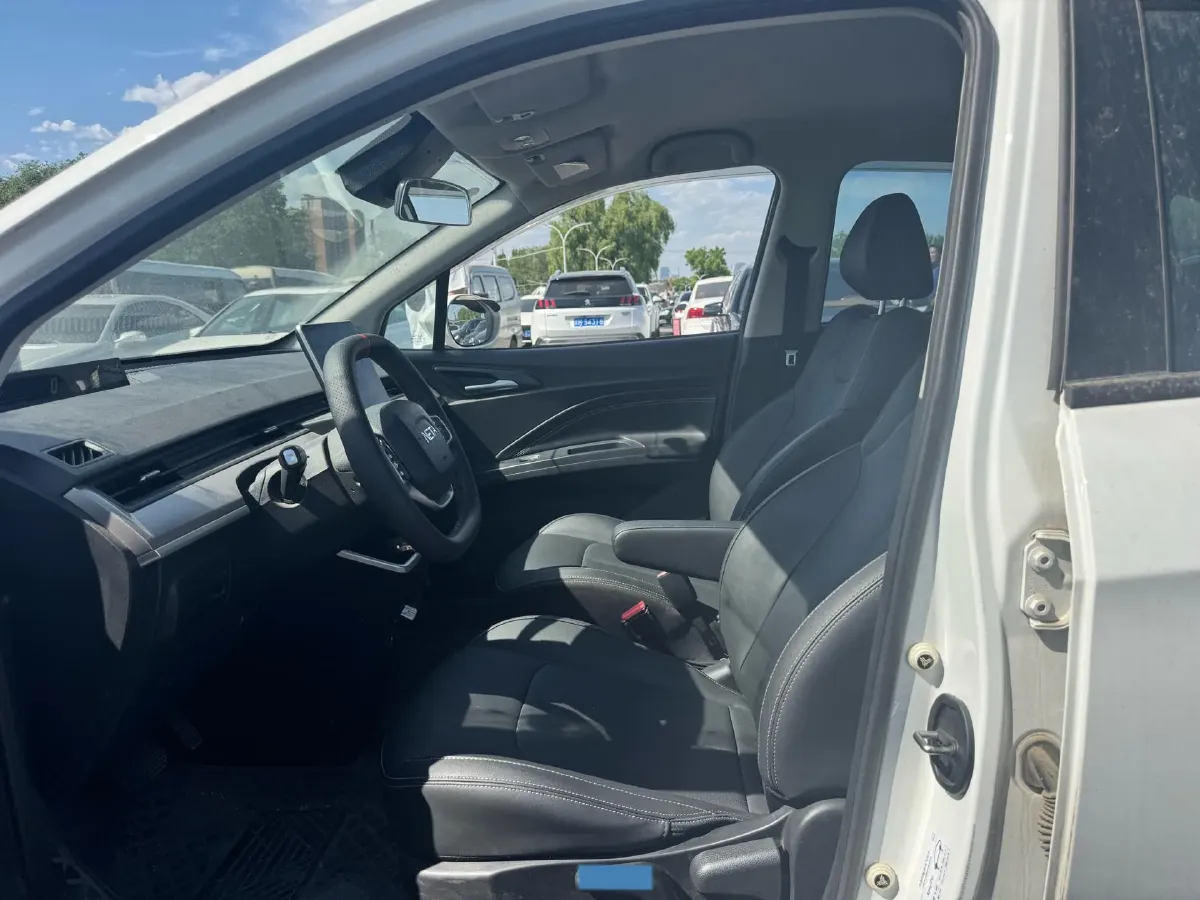 2022 MG 5 1.5L 120HP L4 CVT,autocango,china used car exporter,china ev exporter,chinese used car exporter,chinese used ev exporter