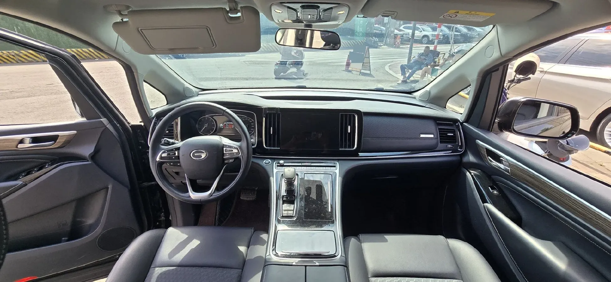2023 GAC Trumpchi M8 2.0T 252HP L4 8AT,autocango,china used car exporter,china ev exporter,chinese used car exporter,chinese used ev exporter