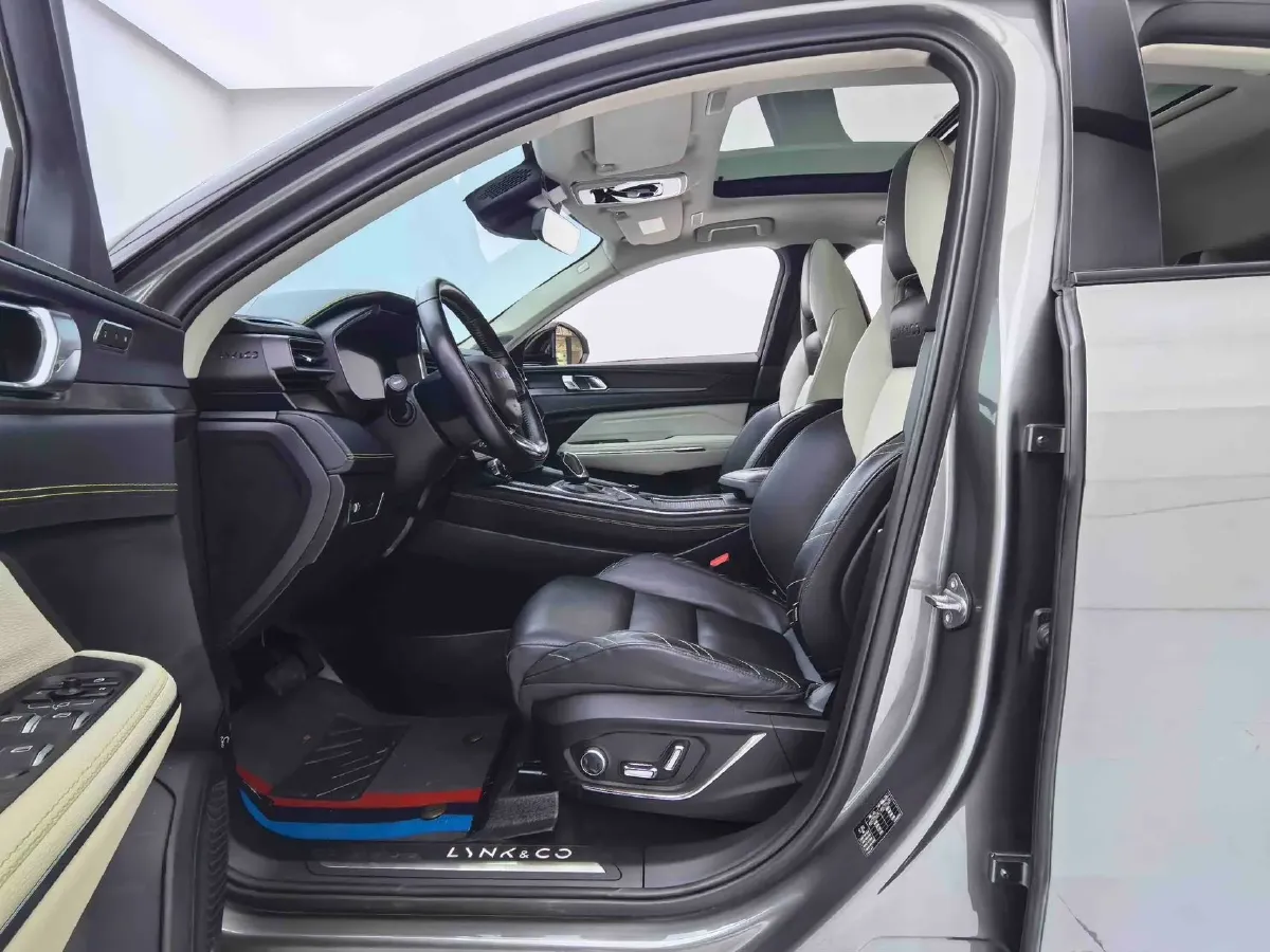 2020 LYNK&CO 05 2.0T 254HP L4 8AT,autocango,china used car exporter,china ev exporter,chinese used car exporter,chinese used ev exporter