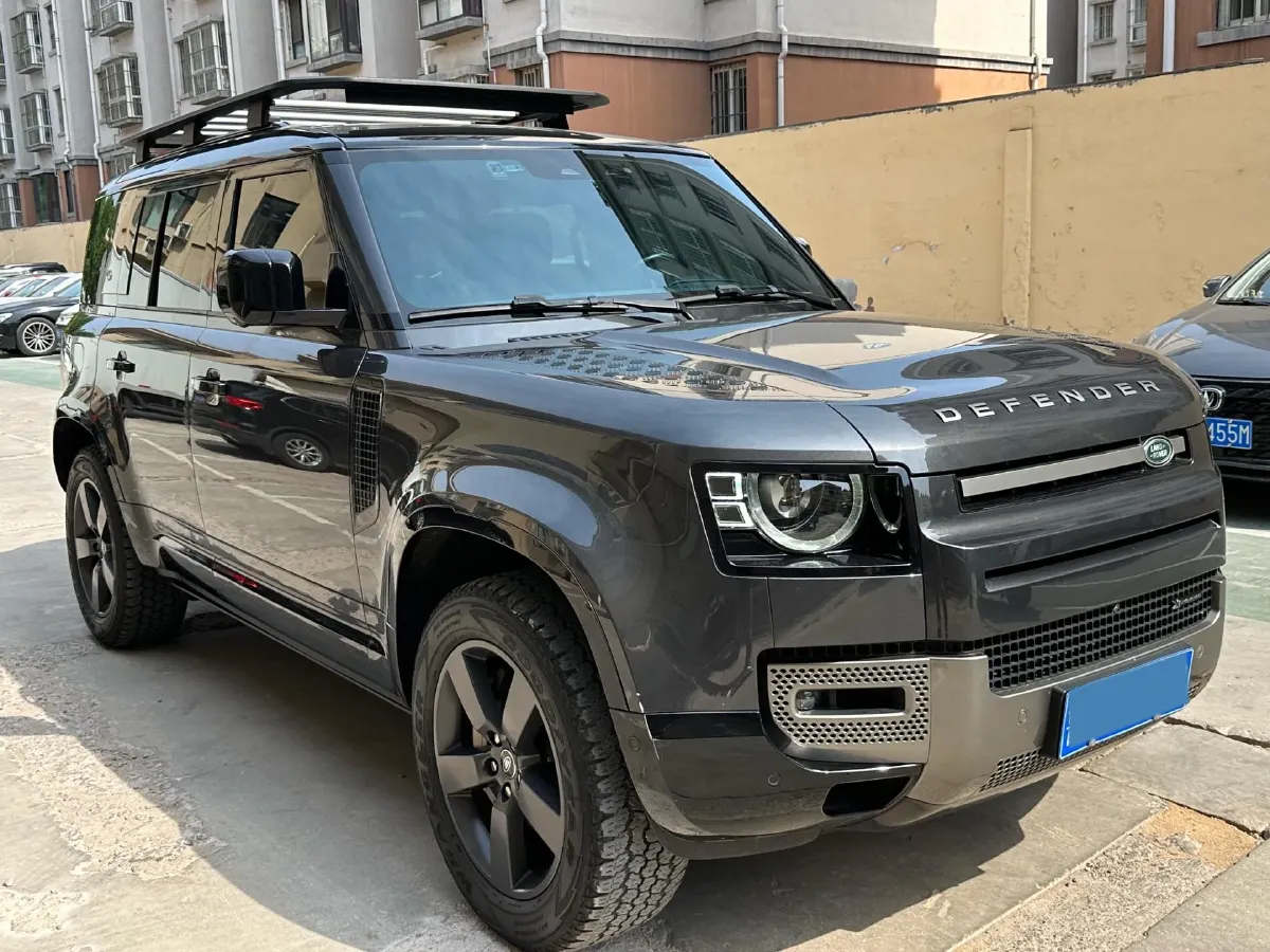 2022 Land Rover Defender 3.0T 400HP L6 8AT,autocango,china used car exporter,china ev exporter,chinese used car exporter,chinese used ev exporter