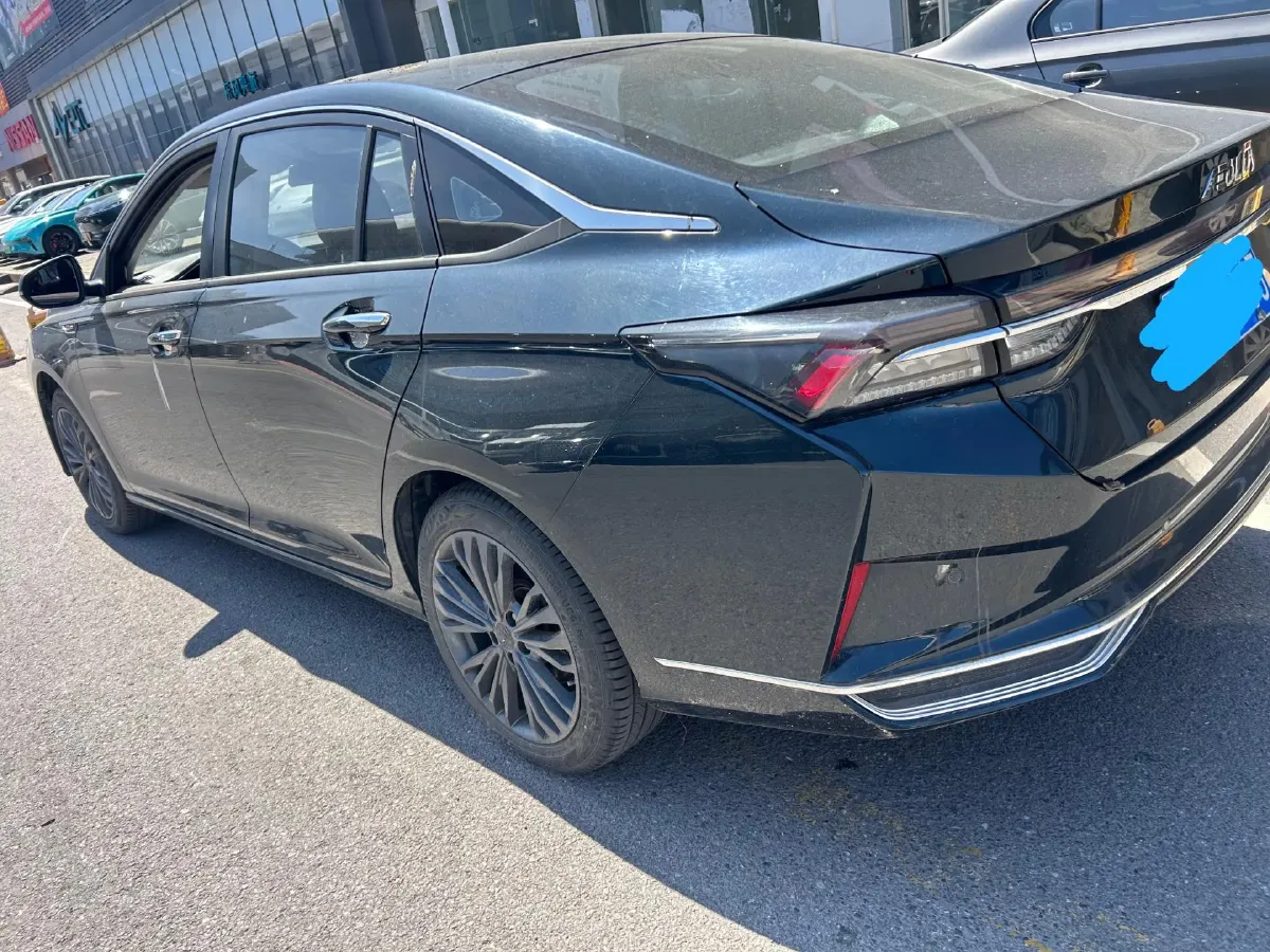 2021 DongFeng Aeolus YiXuan MAX 1.5T 190HP L4 7DCT,autocango,china used car exporter,china ev exporter,chinese used car exporter,chinese used ev exporter