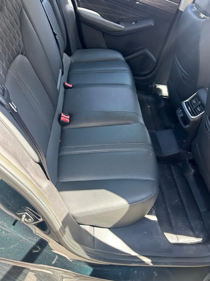2021 DongFeng Aeolus YiXuan MAX 1.5T 190HP L4 7DCT,autocango,china used car exporter,china ev exporter,chinese used car exporter,chinese used ev exporter