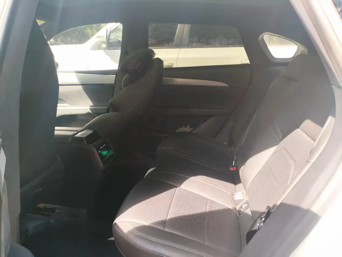 2024 JiYue 01 BEV 100KWH,autocango,china used car exporter,china ev exporter,chinese used car exporter,chinese used ev exporter