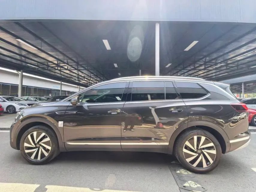 2021 Volkswagen Talagon 2.0T 220HP L4 7DCT,autocango,china used car exporter,china ev exporter,chinese used car exporter,chinese used ev exporter