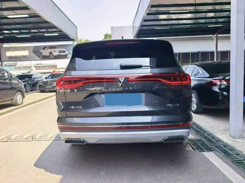 2021 Volkswagen Talagon 2.0T 220HP L4 7DCT,autocango,china used car exporter,china ev exporter,chinese used car exporter,chinese used ev exporter