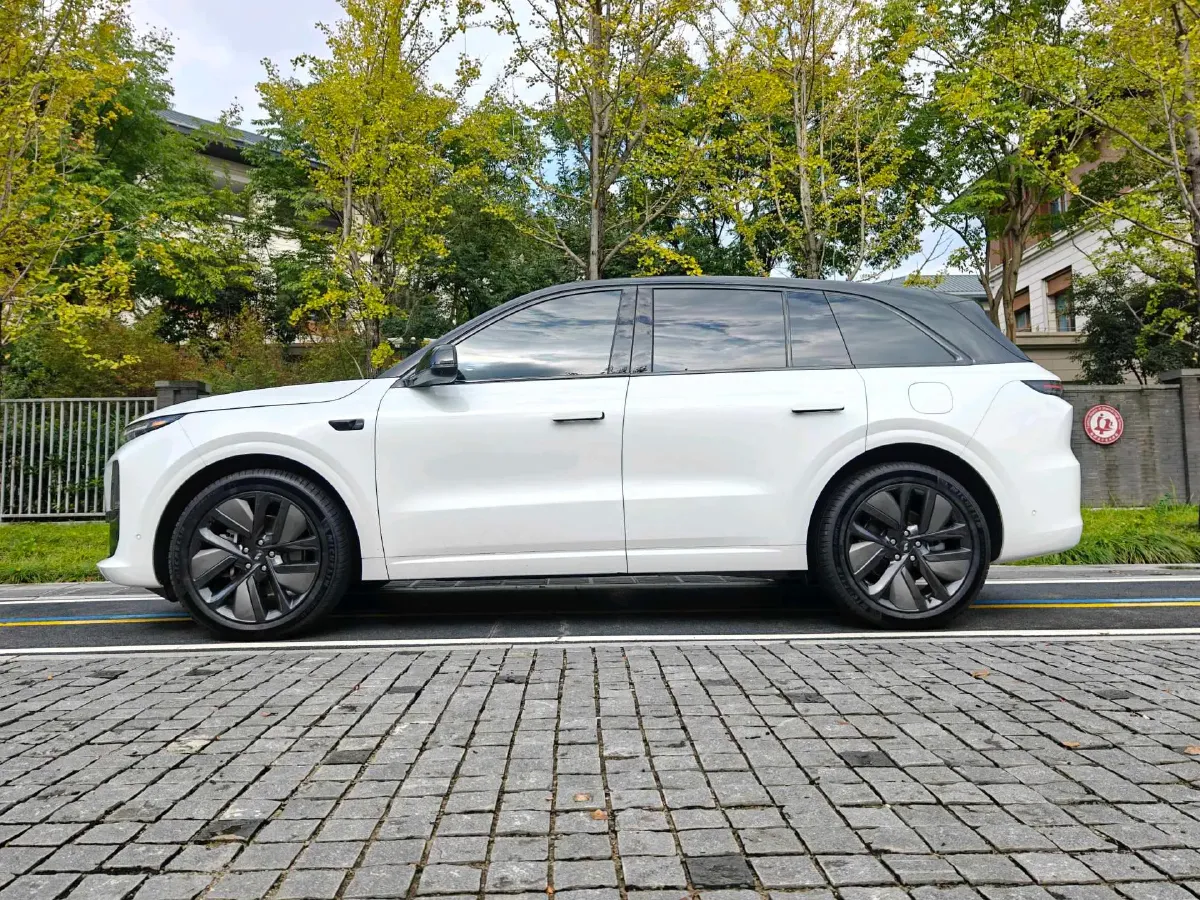 2024 Li L6 Range Extended 154HP L4 REEV 36.8KWH,autocango,china used car exporter,china ev exporter,chinese used car exporter,chinese used ev exporter