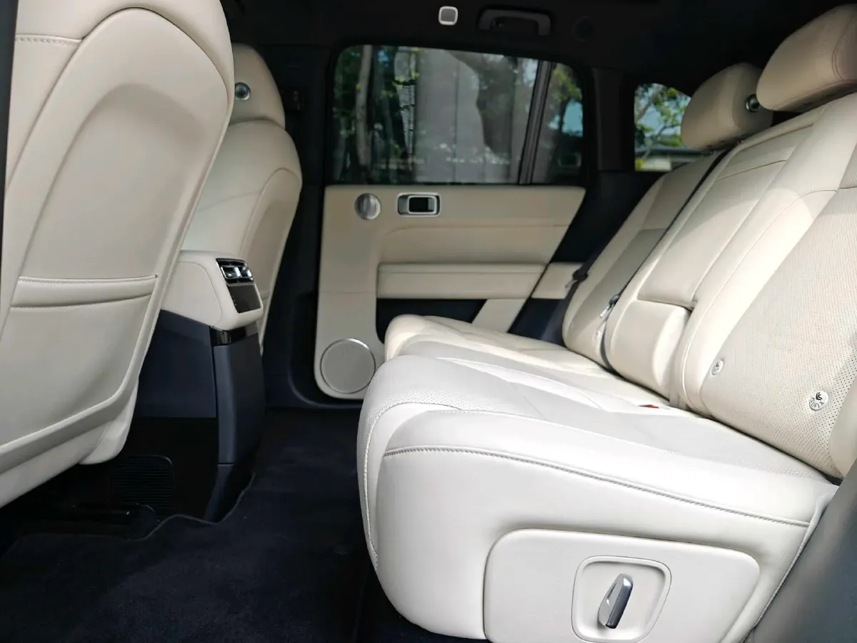 2024 Li L6 Range Extended 154HP L4 REEV 36.8KWH,autocango,china used car exporter,china ev exporter,chinese used car exporter,chinese used ev exporter