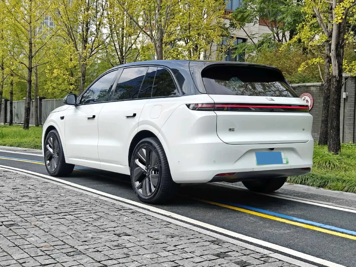 2024 Li L6 Range Extended 154HP L4 REEV 36.8KWH,autocango,china used car exporter,china ev exporter,chinese used car exporter,chinese used ev exporter
