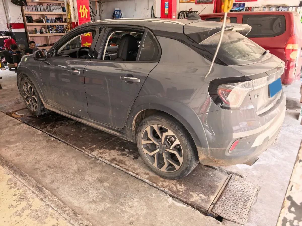 2018 Geely Emgrand GT 1.5T 180HP L3 7DCT,autocango,china used car exporter,china ev exporter,chinese used car exporter,chinese used ev exporter